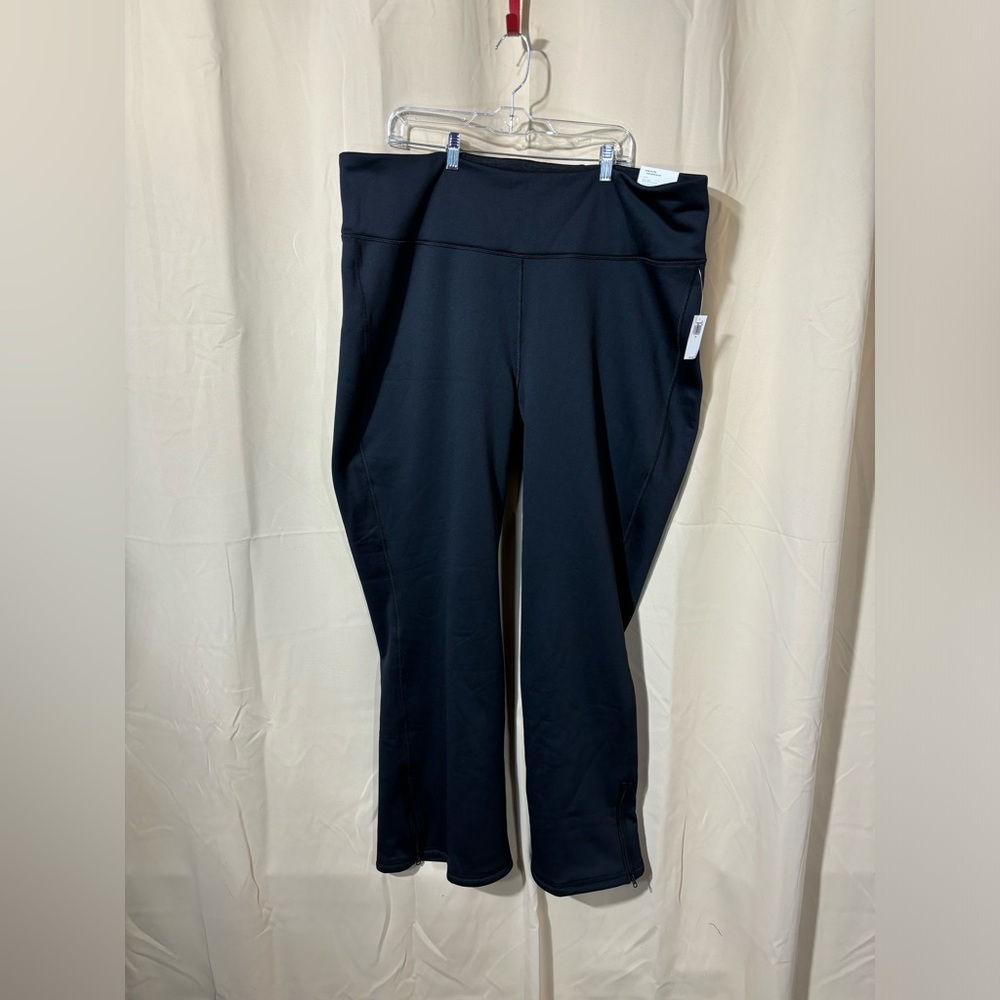 NWT Old Navy UltraCoze Fleece lined Flare Leggings